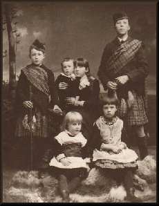 The 6 Children Image